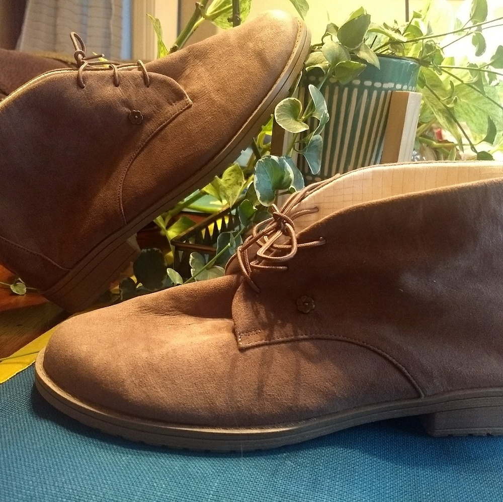 Super cute booties